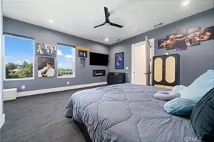 4415 Parkview Dr, Lakewood, CA 90712 - Photo 53