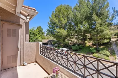 1089 S Daybreak Court, Anaheim Hills, CA 92808 - Photo 15