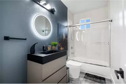 9882 Broadway, Anaheim, CA 92804 - Photo 13