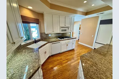 16 Coronado, Long Beach, CA 90803 - Photo 15