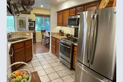 12817 Ternberry Court, Tustin, CA 92782 - Photo 9