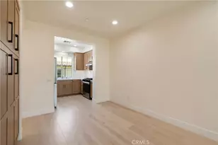 33 Silverado, Irvine, CA 92618 - Photo 5