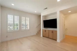 33 Silverado, Irvine, CA 92618 - Photo 3