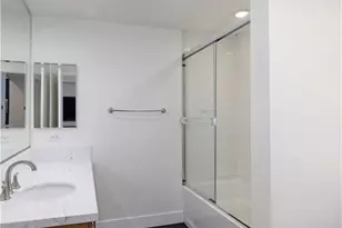 150 The Promenade, Long Beach, CA 90802 - Photo 15