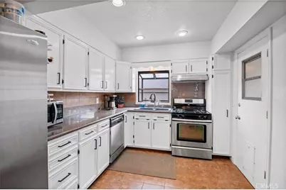 315 S Bedford, La Habra, CA 90631 - Photo 11