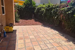 7552 Thousand Oaks, Tujunga, CA 91042 - Photo 33