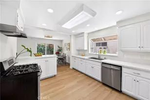 7552 Thousand Oaks, Tujunga, CA 91042 - Photo 15