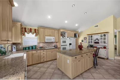 19762 Majorca, Yorba Linda, CA 92886 - Photo 5