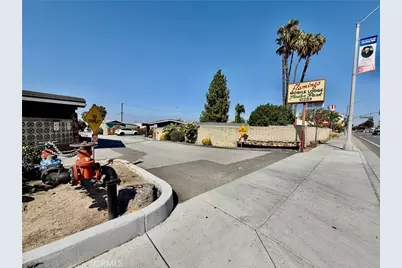 1203 W 6th #9, Corona, CA 92882 - Photo 33