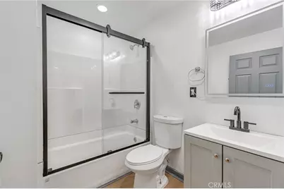 10621 Kalmia, Los Angeles, CA 90002 - Photo 25