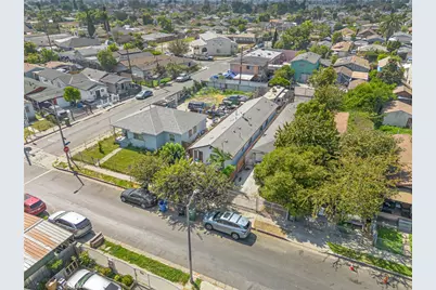 10621 Kalmia, Los Angeles, CA 90002 - Photo 9