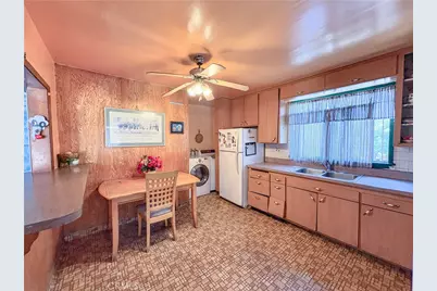 926 Spence, Los Angeles, CA 90023 - Photo 17