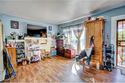 926 Spence, Los Angeles, CA 90023 - Photo 27