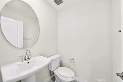2961 W Lincoln #6, Anaheim, CA 92801 - Photo 11