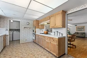 807 Dorothy Ln, Fullerton, CA 92831 - Photo 19