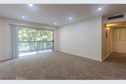 564 N Bellflower Boulevard #218, Long Beach, CA 90814 - Photo 13