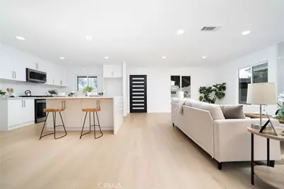 10232 Halawa, Huntington Beach, CA 92646 - Photo 5
