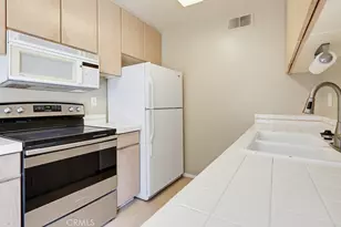 6028 Bixby Village Dr, Long Beach, CA 90803 - Photo 17