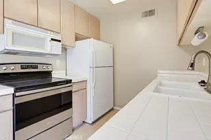 6028 Bixby Village Dr, Long Beach, CA 90803 - Photo 17