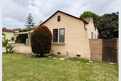 9432 S Hobart Boulevard, Los Angeles, CA 90047 - Photo 15