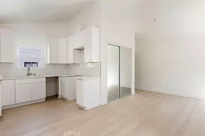 1003 Seal, Seal Beach, CA 90740 - Photo 25