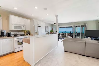 1003 Seal, Seal Beach, CA 90740 - Photo 17