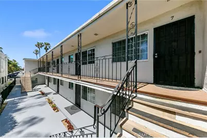1070 Chestnut, Long Beach, CA 90813 - Photo 11