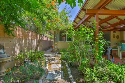 14537 Gandesa, La Mirada, CA 90638 - Photo 33