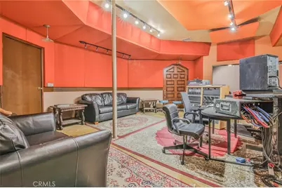 5221 E Beverly Boulevard, Los Angeles, CA 90022 - Photo 31