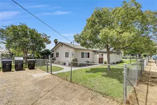 4997 Hollyhock, Riverside, CA 92505 - Photo 5