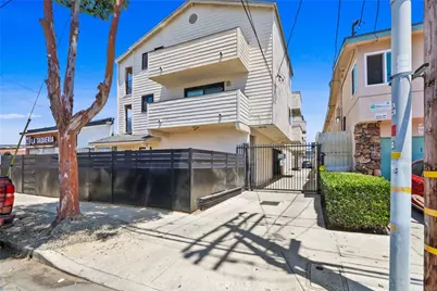 646 Nebraska Avenue #6, Long Beach, CA 90802 - Photo 1