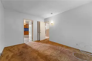 10425 Pace, Los Angeles, CA 90002 - Photo 23