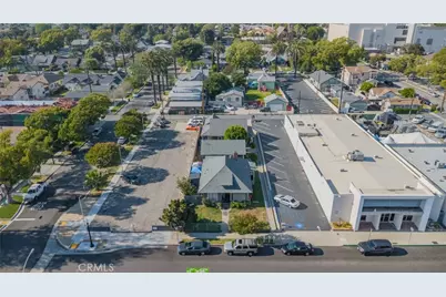 322 W B, Ontario, CA 91762 - Photo 9