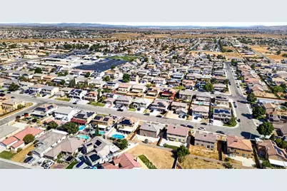 13889 Misty, Victorville, CA 92392 - Photo 55