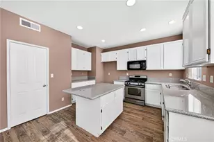 13889 Misty, Victorville, CA 92392 - Photo 17