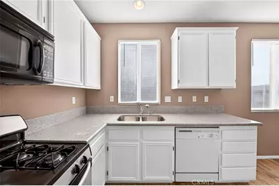 13889 Misty, Victorville, CA 92392 - Photo 19