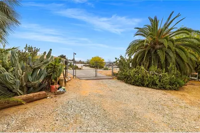 12681 Bryant, Yucaipa, CA 92399 - Photo 57