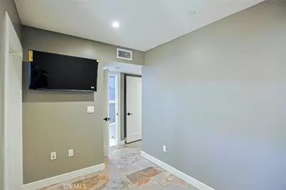 605 W 4th, Long Beach, CA 90802 - Photo 21