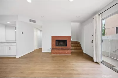 8927 Cedros Avenue #8, Panorama City, CA 91402 - Photo 5