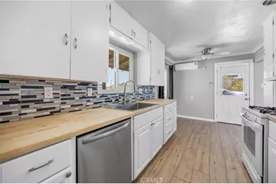 74401 Pinon, 29 Palms MCB, CA 92277 - Photo 13
