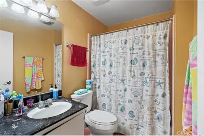 18601 Collins #D30, Tarzana, CA 91356 - Photo 17