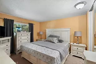 18601 Collins, Tarzana, CA 91356 - Photo 11
