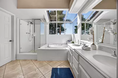 1055 S Highridge Court, Anaheim Hills, CA 92808 - Photo 27