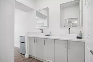 15455 Sherman Way, Van Nuys, CA 91406 - Photo 13