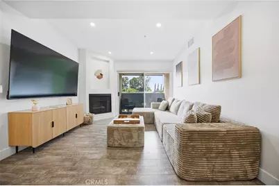 15455 Sherman Way #27, Van Nuys, CA 91406 - Photo 3