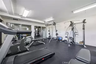 15455 Sherman Way, Van Nuys, CA 91406 - Photo 27