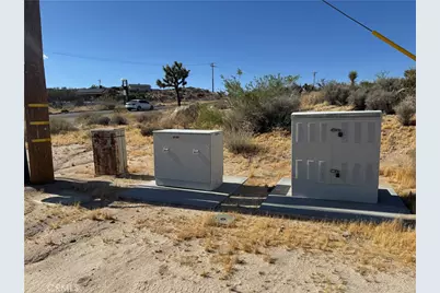 57100 Moffett Lane, Yucca Valley, CA 92284 - Photo 11