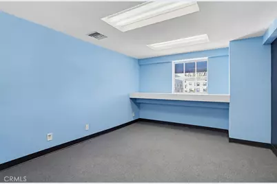 129 W 5th Street, Long Beach, CA 90802 - Photo 41