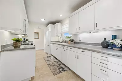 315 E Wilson, Orange, CA 92867 - Photo 3