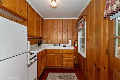 41496 Oak, Big Bear Lake, CA 92315 - Photo 19